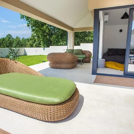 Villa Mia