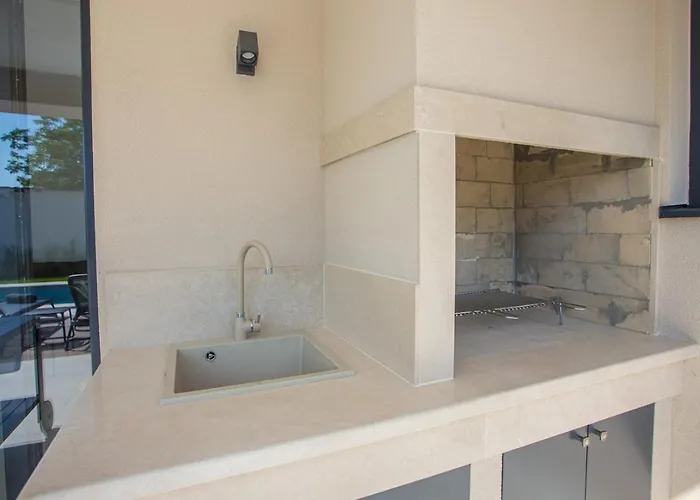 Βίλα Mia Πόρετς