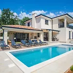 Villa Mia *