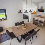 Villa Mia